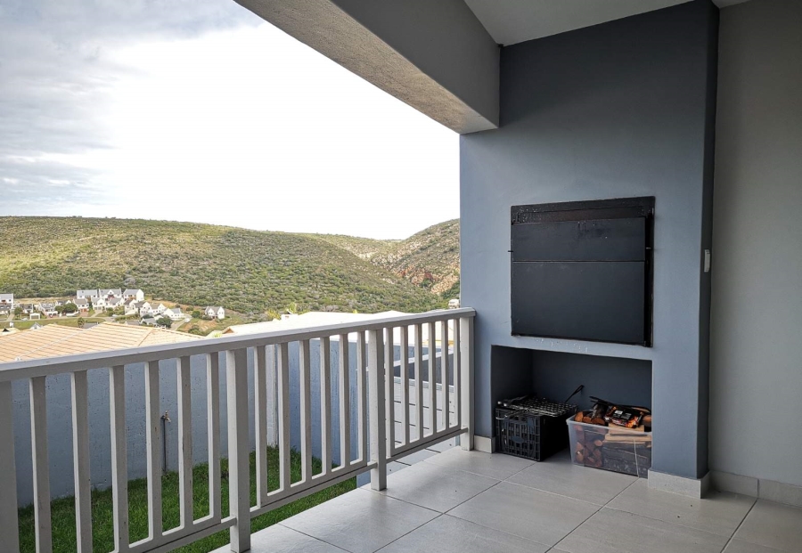6 Bedroom Property for Sale in Island View Western Cape